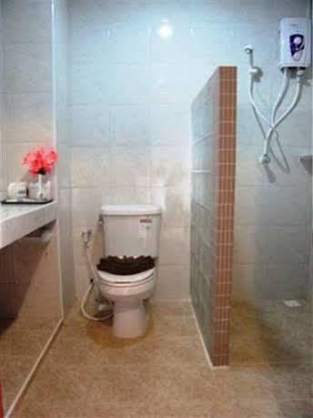 Kata Place Hotel Buitenkant foto